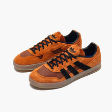 Cargar imagen en el visor de la galería, ADIDAS ALOHA SUPER