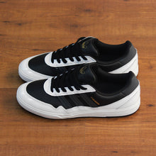 Cargar imagen en el visor de la galería, ADIDAS TYSHAWN 2