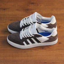 Cargar imagen en el visor de la galería, ADIDAS TYSHAWN LOW