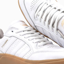 Cargar imagen en el visor de la galería, ADIDAS TYSHAWN LOW