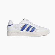 Cargar imagen en el visor de la galería, ADIDAS TYSHAWN LOW