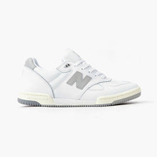 Cargar imagen en el visor de la galería, NEW BALANCE NUMERIC NM600 CWG
