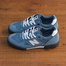Cargar imagen en el visor de la galería, NEW BALANCE NUMERIC NM600 OFB