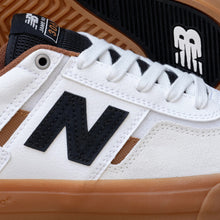 Cargar imagen en el visor de la galería, NEW BALANCE NUMERIC NM306 TOS