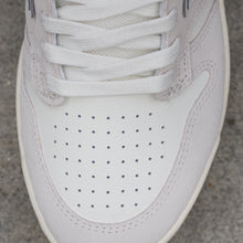 Cargar imagen en el visor de la galería, NEW BALANCE NUMERIC NM480 VAN