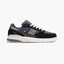 Cargar imagen en el visor de la galería, NEW BALANCE NUMERIC NM933 BNT REYNOLDS
