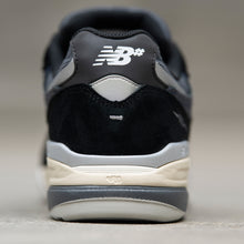 Cargar imagen en el visor de la galería, NEW BALANCE NUMERIC NM933 BNT REYNOLDS