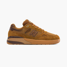 Cargar imagen en el visor de la galería, NEW BALANCE NUMERIC NM933 LRO