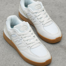 Cargar imagen en el visor de la galería, NEW BALANCE NUMERIC NM933 WWB REYNOLDS