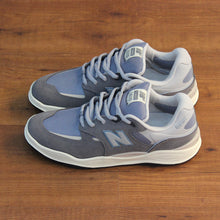 Cargar imagen en el visor de la galería, NEW BALANCE NUMERIC NM1010 JP TIAGO