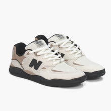 Cargar imagen en el visor de la galería, NEW BALANCE NUMERIC NM1010 NS TIAGO