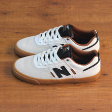 Cargar imagen en el visor de la galería, NEW BALANCE NUMERIC NM306 TOS