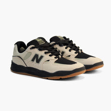 Cargar imagen en el visor de la galería, NEW BALANCE NUMERIC NM1010 PH TIAGO