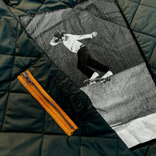 Cargar imagen en el visor de la galería, VANS Atiba Jacket