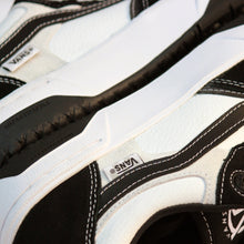 Cargar imagen en el visor de la galería, VANS ROWAN 2