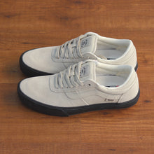 Cargar imagen en el visor de la galería, VANS GILBERT CROCKETT PRO