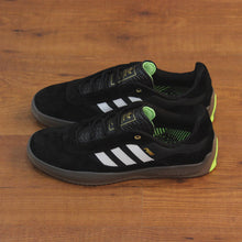 Cargar imagen en el visor de la galería, ADIDAS PUIG