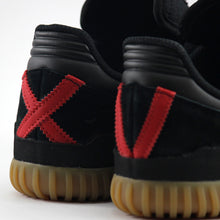 Cargar imagen en el visor de la galería, ADIDAS BUSENITZ INDOOR SUPER