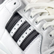 Cargar imagen en el visor de la galería, ADIDAS FORUM 84 LOW ADV