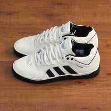 Cargar imagen en el visor de la galería, ADIDAS TYSHAWN