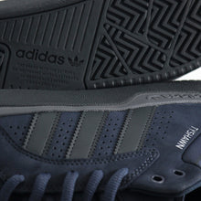 Cargar imagen en el visor de la galería, ADIDAS TYSHAWN