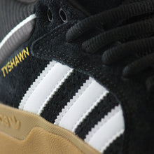 Cargar imagen en el visor de la galería, ADIDAS TYSHAWN