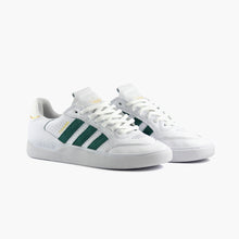 Cargar imagen en el visor de la galería, ADIDAS TYSHAWN LOW