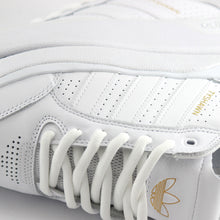 Cargar imagen en el visor de la galería, ADIDAS TYSHAWN LOW