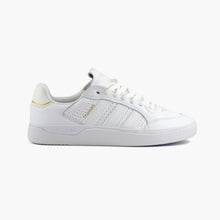 Cargar imagen en el visor de la galería, ADIDAS TYSHAWN LOW