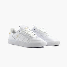 Cargar imagen en el visor de la galería, ADIDAS TYSHAWN LOW