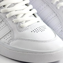 Cargar imagen en el visor de la galería, ADIDAS TYSHAWN LOW