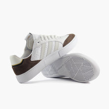 Cargar imagen en el visor de la galería, ADIDAS TYSHAWN LOW