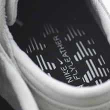 Cargar imagen en el visor de la galería, NIKE SB JANOSKI FLYLEATHER RM