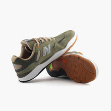 Cargar imagen en el visor de la galería, NEW BALANCE NUMERIC NM1010 TIAGO
