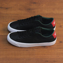 Cargar imagen en el visor de la galería, NIKE SB BLAZER LOW PRO GT PRM