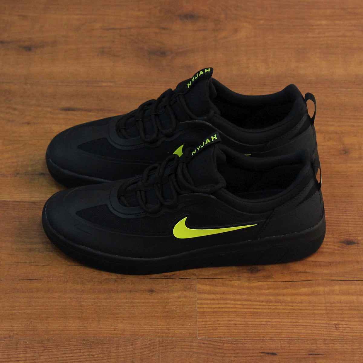 nike sb nyjah free 2 cyber black
