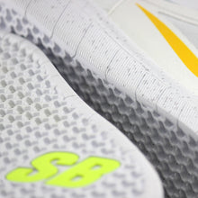 Cargar imagen en el visor de la galería, NIKE SB NYJAH FREE 2