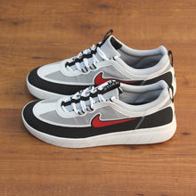 Cargar imagen en el visor de la galería, NIKE SB NYJAH FREE 2