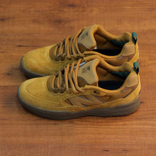 Cargar imagen en el visor de la galería, NEW BALANCE NUMERIC NM808 WHE TIAGO