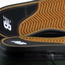 Cargar imagen en el visor de la galería, NEW BALANCE NUMERIC NM306