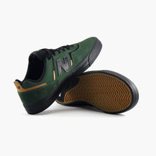 Cargar imagen en el visor de la galería, NEW BALANCE NUMERIC NM306