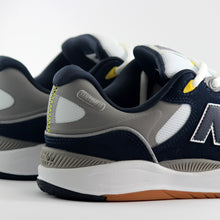 Cargar imagen en el visor de la galería, NEW BALANCE NUMERIC NM1010 AC TIAGO