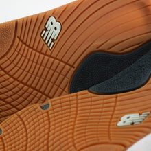 Cargar imagen en el visor de la galería, NEW BALANCE NUMERIC NM1010 AC TIAGO