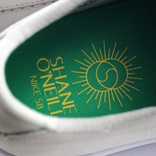 Cargar imagen en el visor de la galería, NIKE SB SHANE