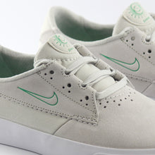 Cargar imagen en el visor de la galería, NIKE SB SHANE
