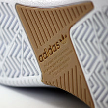 Cargar imagen en el visor de la galería, ADIDAS TYSHAWN