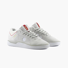 Cargar imagen en el visor de la galería, ADIDAS TYSHAWN - THRASHER