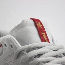 Cargar imagen en el visor de la galería, ADIDAS TYSHAWN - THRASHER
