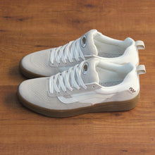 Cargar imagen en el visor de la galería, VANS ZAHBA