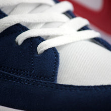 Cargar imagen en el visor de la galería, NIKE SB ADVERSARY PRM